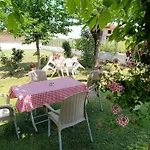 Billy's House Gomfoi *