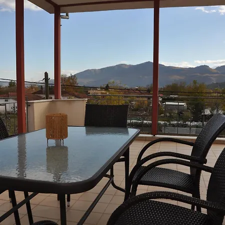 Апартаменты Billy's House Gomfoi *