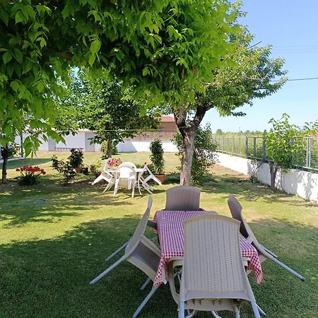 Апартаменты Billy's House Gomfoi